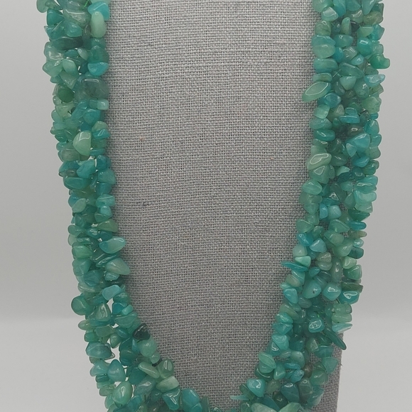 Green/Teal Faux Stone Necklace - Picture 7 of 9